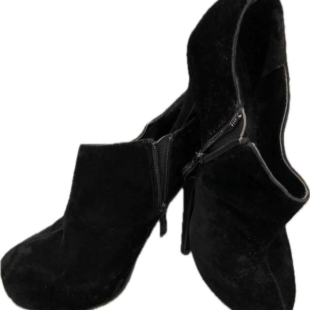 2 for $15!! 🔥SALE🔥DBDK Black Suede Stiletto Heel Mules